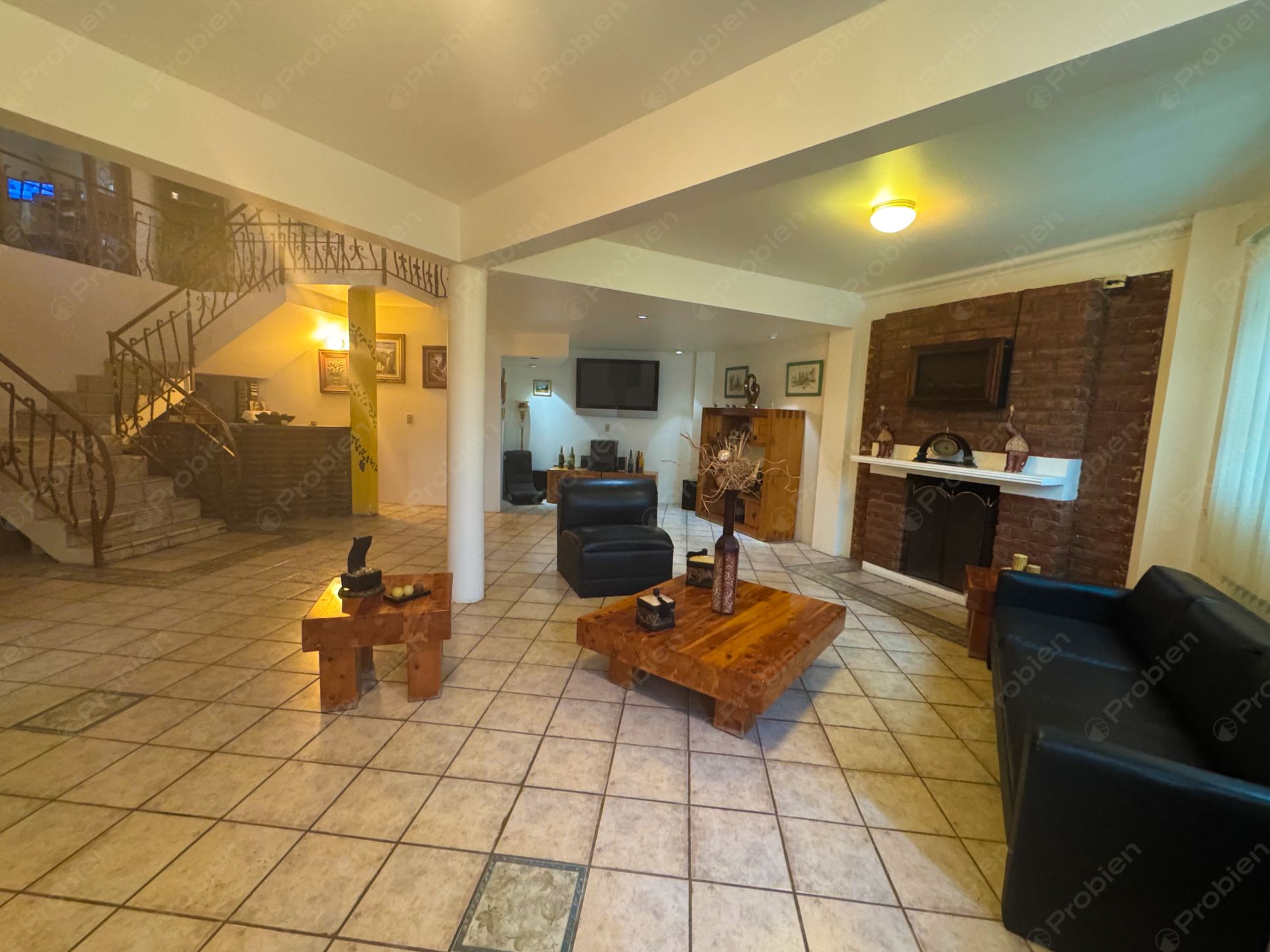 Casa Colonial en Venta en Playas de Rosarito – 460 m² de Terreno - Foto 3 de 15