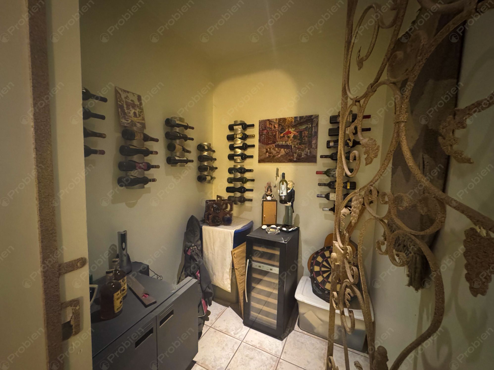 Casa Colonial en Venta en Playas de Rosarito – 460 m² de Terreno - Foto 5 de 15