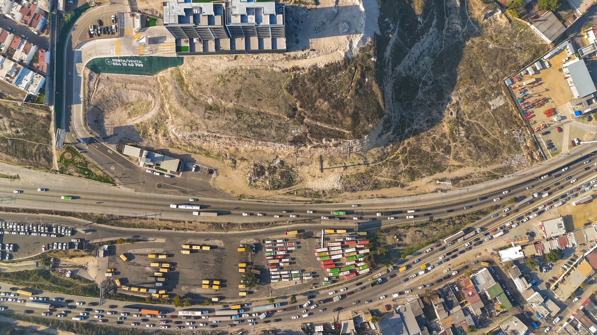 Terreno en Venta en Libramiento Sur - 1.1 ha con Potencial Residencial y Comercial - Foto 4 de 24