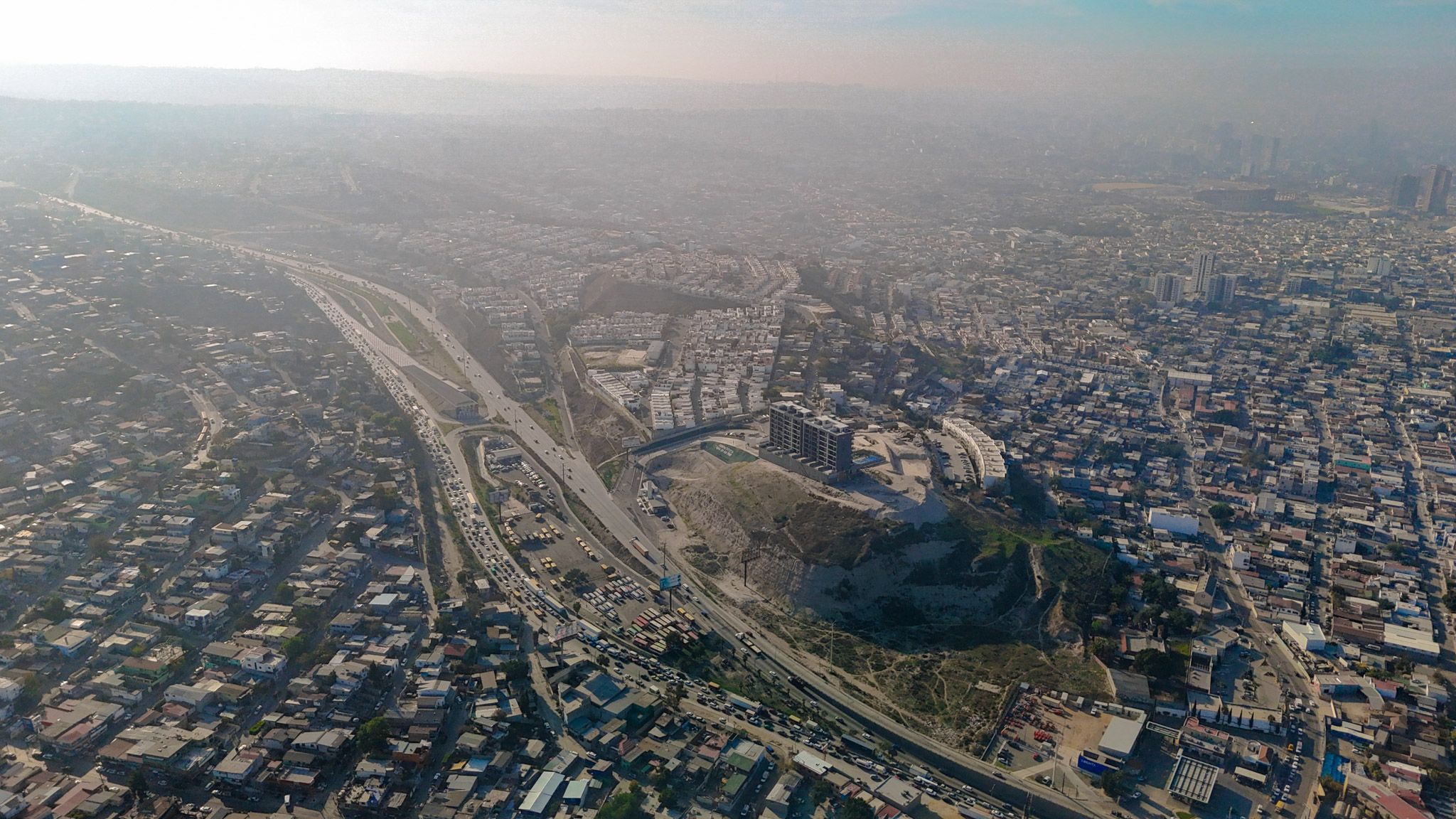 Terreno en Venta en Libramiento Sur - 1.1 ha con Potencial Residencial y Comercial - Foto 6 de 24