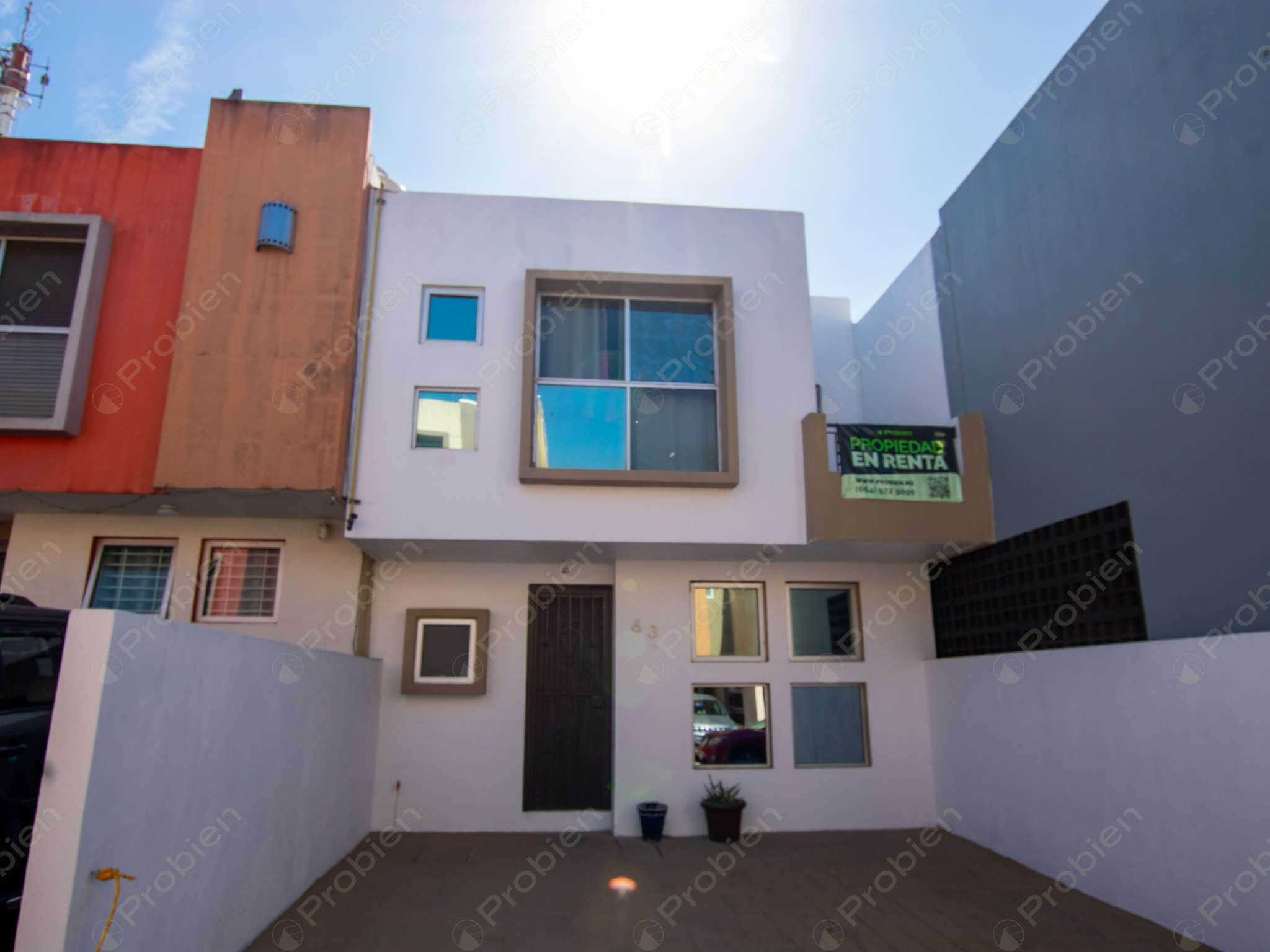 Casa en renta de 3 recámaras en Privada El Lago 19500, con seguridad 24/7 - Foto 1 de 10