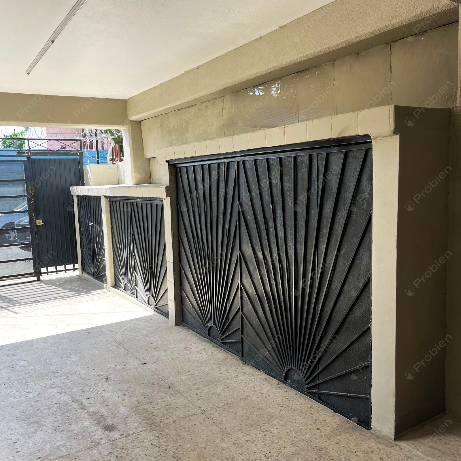 Casa residencial y comercial en renta en Las Palmas Tijuana con amplios espacios - Foto 2 de 10